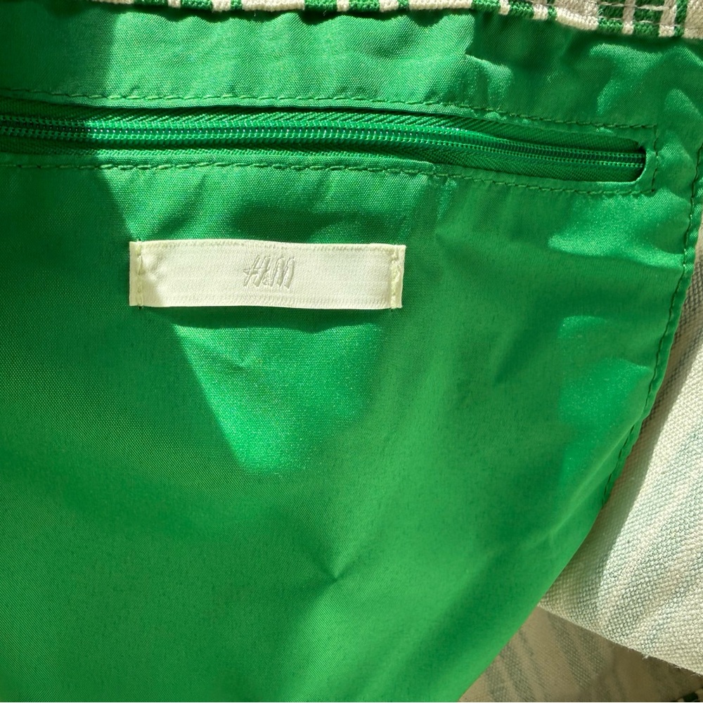 H&M White and Green Striped Tote Bag - Picture 5 of 5